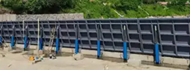 钢坝闸门液压翻板闸门工作原理阐述